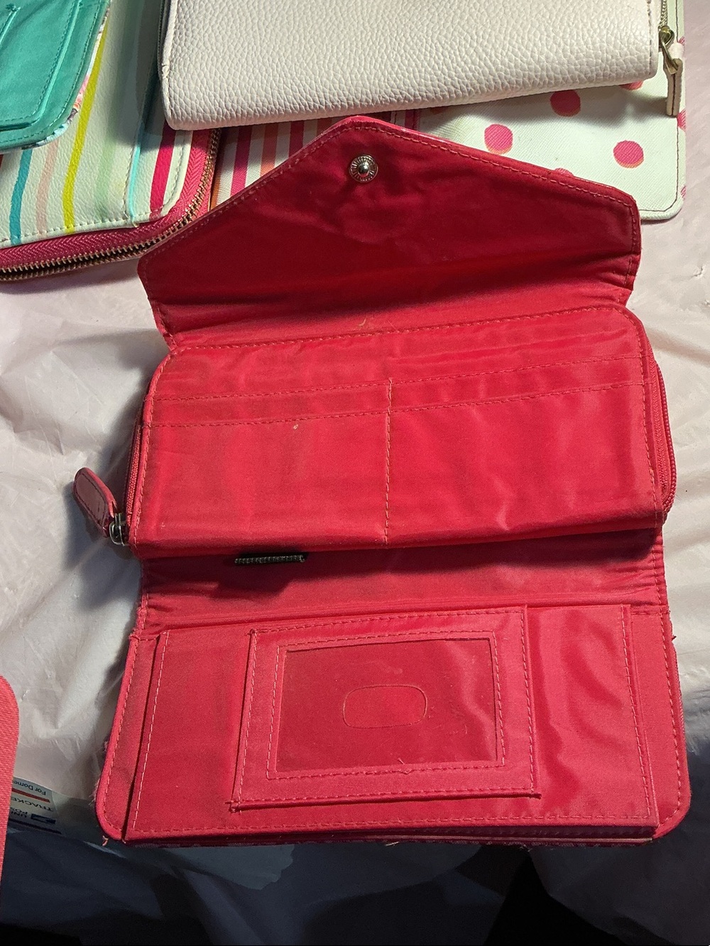 Floral Mint Trifold Wallet with Pink Accents - Unbranded - Picture 12 of 15